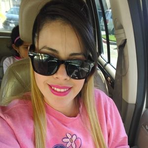 Meet your Posher, Alva